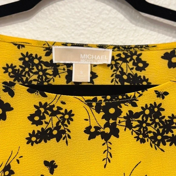 Michael Kors Yellow Floral Tie Front Blouse - Picture 2 of 6